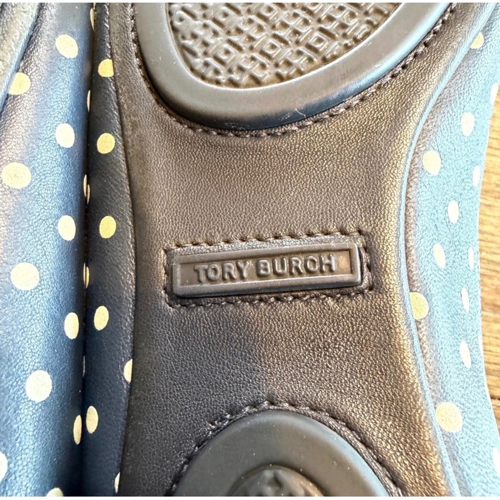 Tory Burch Minnie Travel Ballet Flats Navy Blue Polka Dot Leather Logo 7M 6098 - Picture 9 of 10